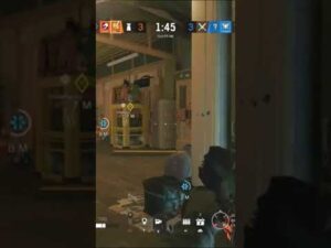 CRAZY CONTROLLER PLAYS - Rainbow Six Siege #Shorts