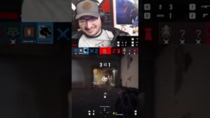 Rainbow Six Siege: Trying to avoid Team Killing a teammate #shorts