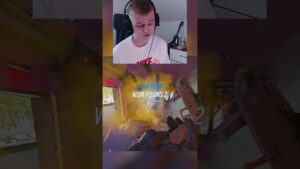 Lil bro gets clapped on (pause) in Rainbow Six Siege #rainbowsixsiege #funnymoments #shorts