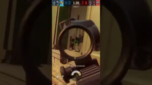 cuando te peleas con el enemigo!!! rainbow six siege.....