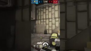 cuando tu compañero se enfada 😅 rainbow six siege.....