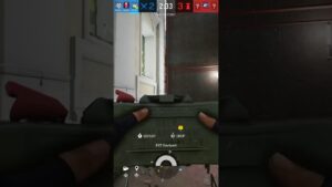 Never run out without checking for claymores #rainbowsixsiege