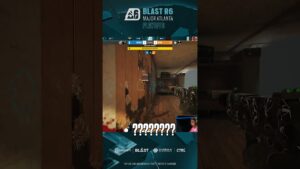 The most chaotic Siege round 🔥😭 #r6esports