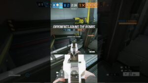 Why it's a good idea to save a Thorn trap! #rainbowsixsiege #gaming #6siege