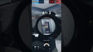 shouldn’t peek me #shorts #rainbowsixsiege