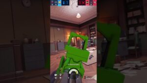 Clutch 1v2 #rainbowsixsiege #r6clips #gaming #rankedclutch #rankedgameplay #topfragger