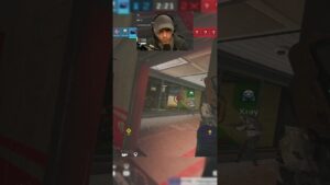 OMG!! AMAZING!!  🤯🤯#salty #rainbowsixsiege #fun #r6 #saltyacademy #shortsfeed #sixquatre #france