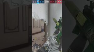 Wamai gun broke the game 🖐️ #6siege #bestcontroller #rainbowsixsiege #r6siege #r6s #r6#sensitivity