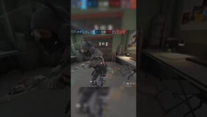 Clash Madness 🤯😂 #rainbowsixsiege #rainbowsix #r6 #r6s #r6siege #clutch #funny #jynxzi #r6clips