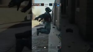 FLOATING THATCHER IN RAINBOW SIX SIEGE(Funny Moments)