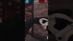 The Acog Is INSANE! #rainbowsixsiege #gaming #r6siege #siege #shorts