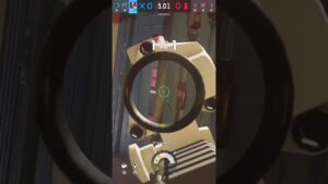 Almost sold the round 😬 #rainbowsixsiege #rainbowsixsiegechampiongameplay #gaming #xbox #shorts