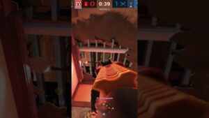 Clutching With Valk and Spaz #rainbowsixsiege #6siege #r6siege #rainbowsixsiegeclip #siegemoments