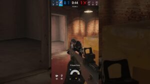 I need help guys 🤣#subscribe #gamingshorts #gaming #clips #newvideo #rainbowsixsiege #r6siege #new