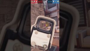 Kapkan Sends fends off would be house invaders #rainbowsixsiege #r6siege #rainbowsixsiegeclip