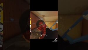 aNd i'M tHe oNE wHo D*es!?! 😂😂😂 #rainbowsixsiege #r6funny #r6memes